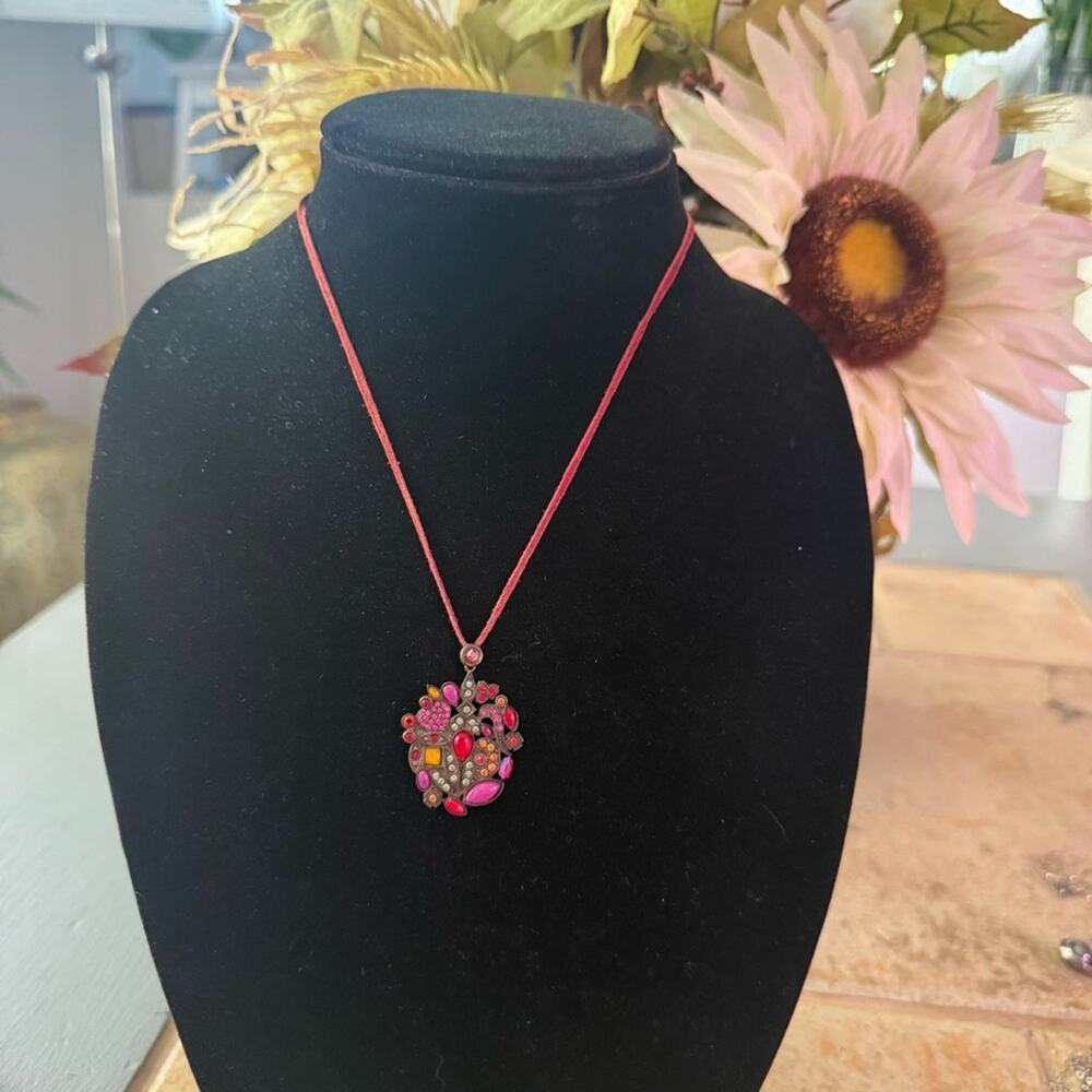 Sorrelli Brass Tone Crystal Pendant & Leather Necklace - Picture 4 of 7